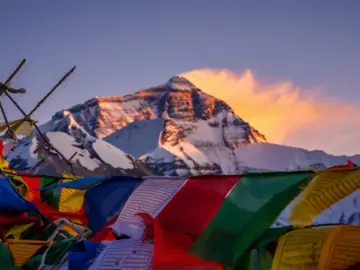 Mount Everest Height Sunrise View